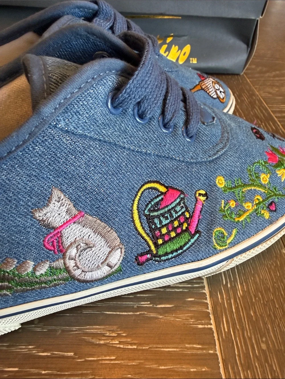 Sebastino sneakers vintage Denim Embroidered country Garden women’s 8